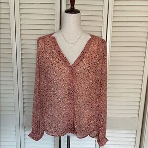 Chic Blush Patterned Blouse